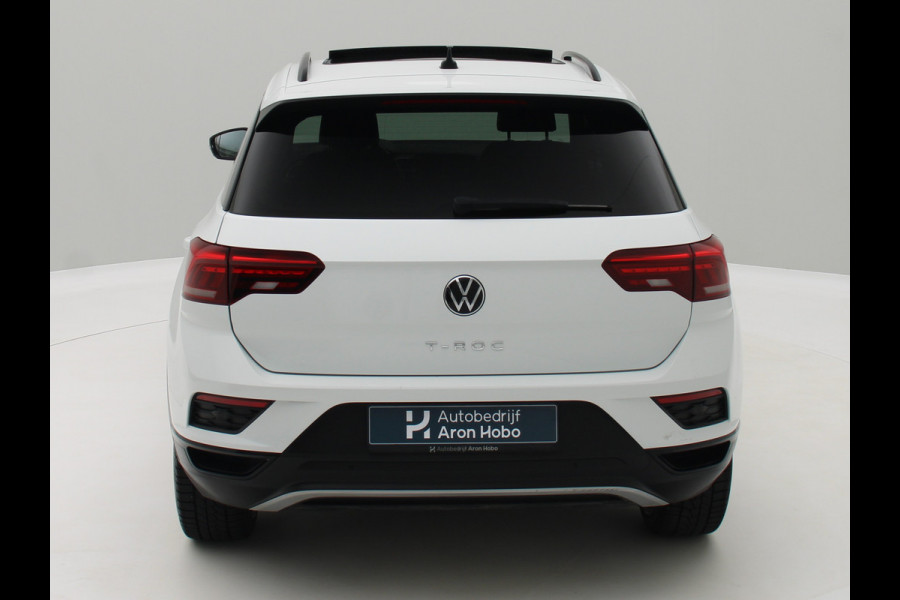 Volkswagen T-Roc 1.5 TSI Sport Pano, Trekhaak, Camera, Stoelverwarming