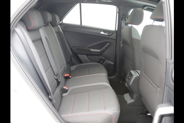 Volkswagen T-Roc 1.5 TSI Sport Pano, Trekhaak, Camera, Stoelverwarming