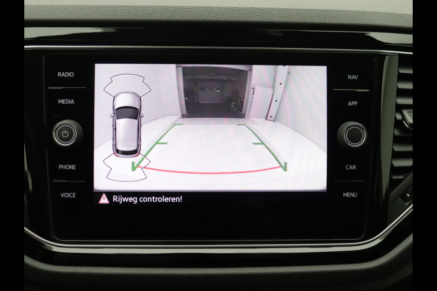 Volkswagen T-Roc 1.5 TSI Sport Pano, Trekhaak, Camera, Stoelverwarming
