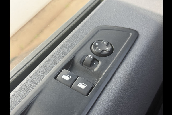Fiat Scudo 2.0 145PK Automaat L2H1 Climate Control Cruise Control Trekhaak Carplay Camera Navigatie Parkeersensoren