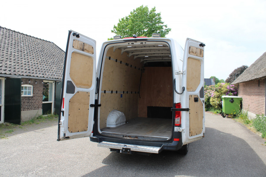 Volkswagen Crafter 35 2.0 TDI L3H3 Highline LED XENON CAMERA AUTOM LEER 147000KM!!!