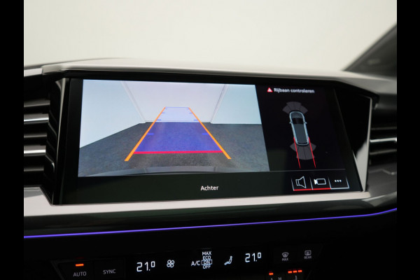 Audi Q4 e-tron 45 Quattro Edition 76,6 kWh 265pk Dealer O.H. | Panodak | Sonos Audio | Camera | Sfeerverlichting | Lederen Sportstoelen Verwarmd | Apple Carplay | Navigatie | DAB | 20"L.M |