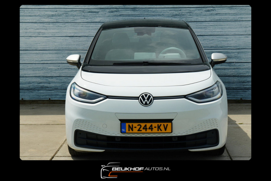 Volkswagen ID.3 First Plus 58 kWh Cam Adapt Cruise Soh 93.7%