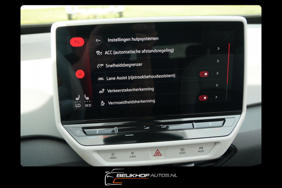 Volkswagen ID.3 First Plus 58 kWh Cam Adapt Cruise Soh 93.7%