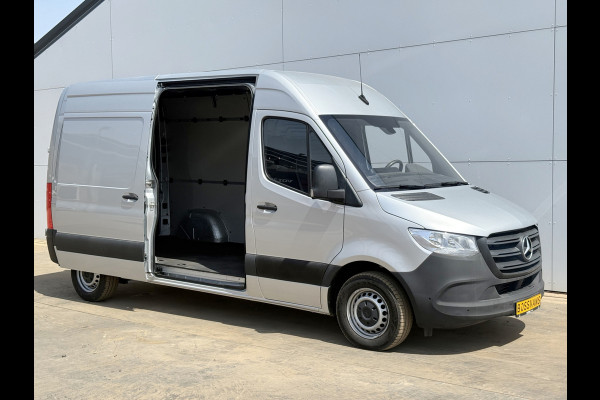Mercedes-Benz Sprinter 215 1.9 CDI Automaat L2H2 Climate Control Camera Carplay Parkeersensoren v+a