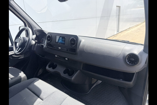 Mercedes-Benz Sprinter 215 1.9 CDI Automaat L2H2 Climate Control Camera Carplay Parkeersensoren v+a