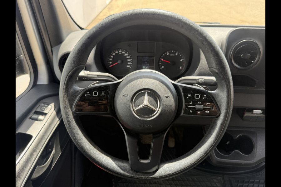 Mercedes-Benz Sprinter 215 1.9 CDI Automaat L2H2 Climate Control Camera Carplay Parkeersensoren v+a