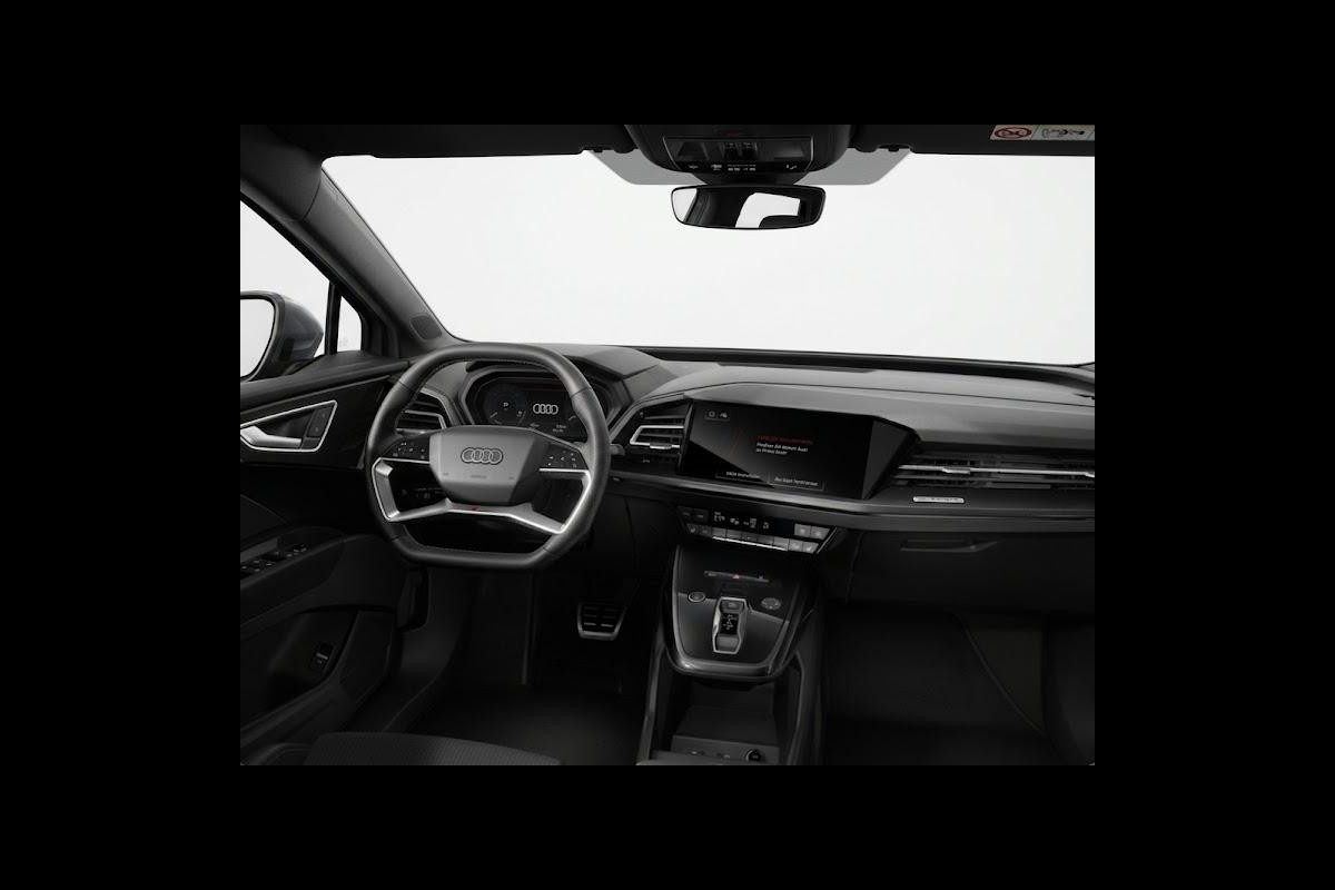 Audi Q4 e-tron 45 S edition Competition 82 kWh 286 pk | Assistentiepakket plus | Comfortpakket | Glazen panoramadak | Lichtpakket plus ambient light |