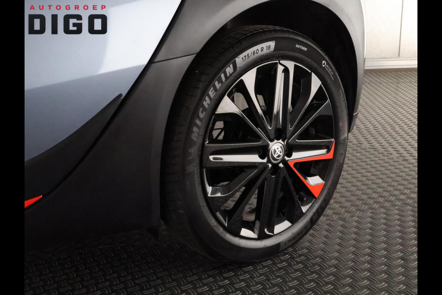 Toyota Aygo X 1.0 VVT-i S-CVT Undercover Jun Takahashi | JBL-Audio | Stoelverwarming | Parkeersensoren voor & achter |