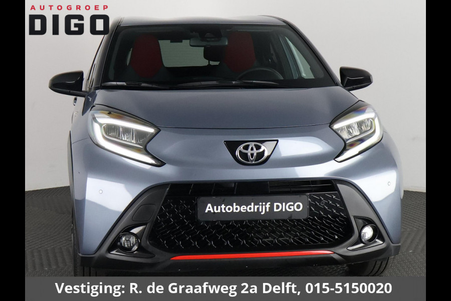 Toyota Aygo X 1.0 VVT-i S-CVT Undercover Jun Takahashi | JBL-Audio | Stoelverwarming | Parkeersensoren voor & achter |
