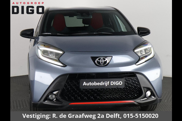 Toyota Aygo X 1.0 VVT-i S-CVT Undercover Jun Takahashi | JBL-Audio | Stoelverwarming | Parkeersensoren voor & achter |