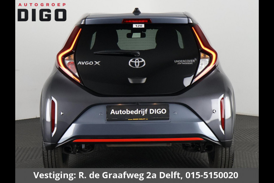 Toyota Aygo X 1.0 VVT-i S-CVT Undercover Jun Takahashi | JBL-Audio | Stoelverwarming | Parkeersensoren voor & achter |