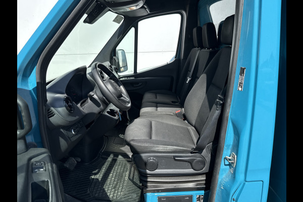 Mercedes-Benz Sprinter 315 1.9 CDI Automaat Laadklep Zijdeur Climate Control Cruise Control Camera Koffer Bakwagen Meubelbak