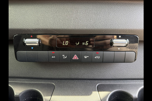 Mercedes-Benz Sprinter 315 1.9 CDI Automaat Laadklep Zijdeur Climate Control Cruise Control Camera Koffer Bakwagen Meubelbak