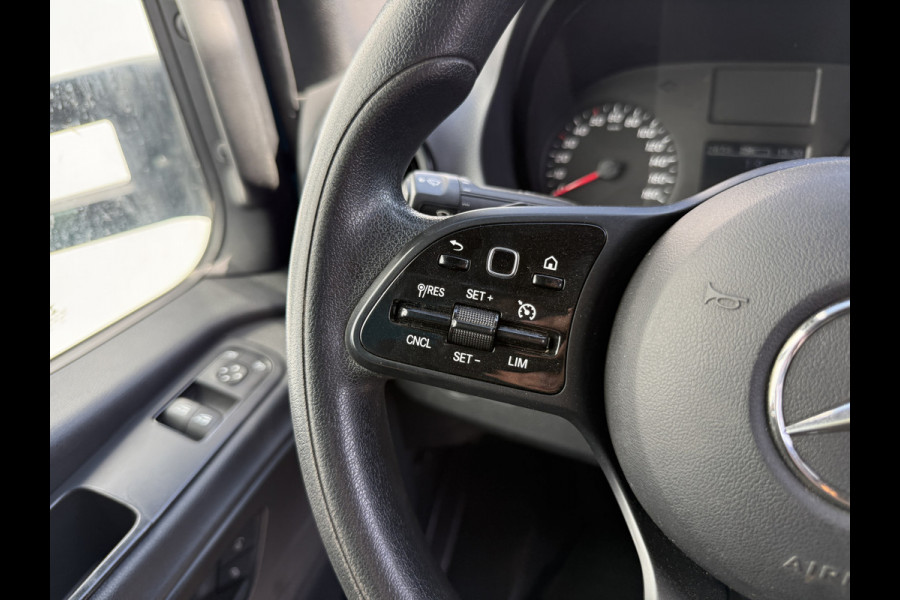 Mercedes-Benz Sprinter 315 1.9 CDI Automaat Laadklep Zijdeur Climate Control Cruise Control Camera Koffer Bakwagen Meubelbak