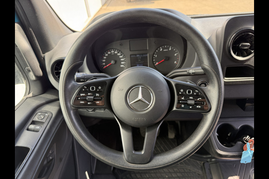 Mercedes-Benz Sprinter 315 1.9 CDI Automaat Laadklep Zijdeur Climate Control Cruise Control Camera Koffer Bakwagen Meubelbak