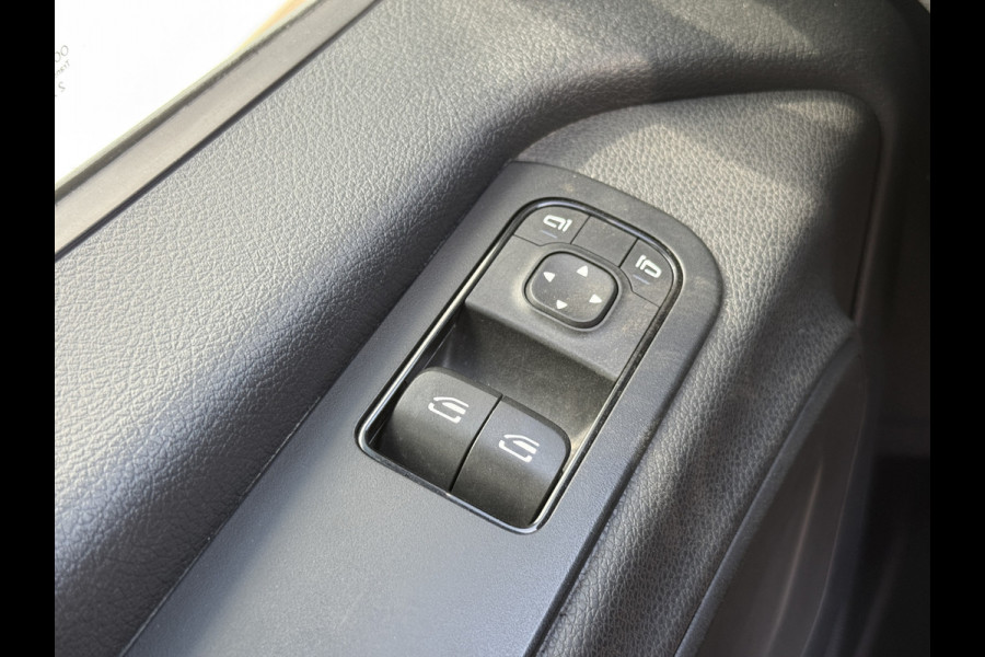 Mercedes-Benz Sprinter 315 1.9 CDI Automaat Laadklep Zijdeur Climate Control Cruise Control Camera Koffer Bakwagen Meubelbak