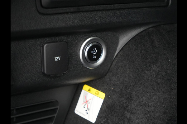 Ford Kuga 2.5 Titanium X PHEV 225pk Dealer O.H. | Trekhaak Af Fabriek | Adaptive Cruise | Bang & Olufsen | 360 Camera | Sportstoelen & Stuur Verwarmd | Keyless | Blis | Navigatie | DAB | Plug In Hybrid |