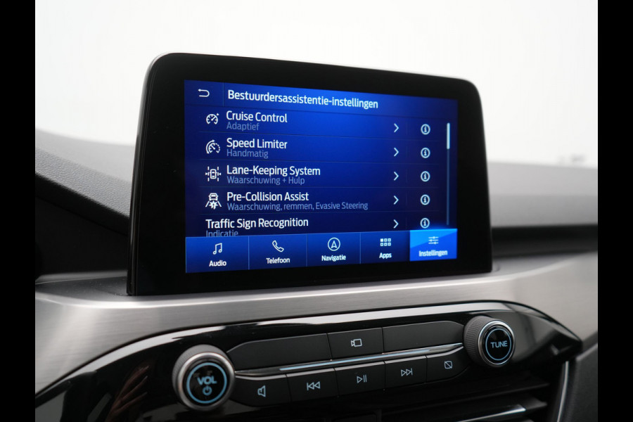Ford Kuga 2.5 Titanium X PHEV 225pk Dealer O.H. | Trekhaak Af Fabriek | Adaptive Cruise | Bang & Olufsen | 360 Camera | Sportstoelen & Stuur Verwarmd | Keyless | Blis | Navigatie | DAB | Plug In Hybrid |