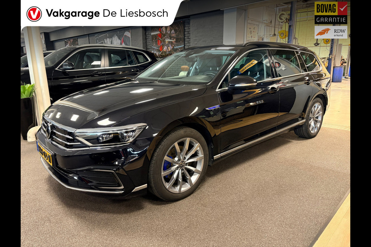 Volkswagen Passat Variant 1.4 TSI PHEV GTE Business / Leder / Panorama-dak / head-up / 360camera