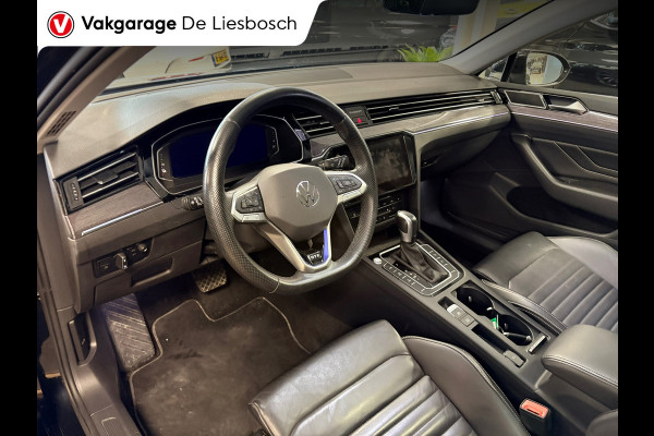Volkswagen Passat Variant 1.4 TSI PHEV GTE Business / Leder / Panorama-dak / head-up / 360camera