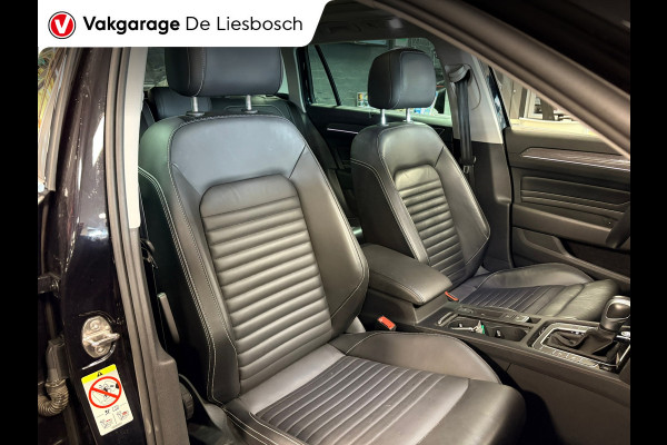 Volkswagen Passat Variant 1.4 TSI PHEV GTE Business / Leder / Panorama-dak / head-up / 360camera