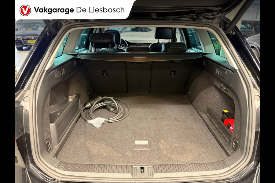 Volkswagen Passat Variant 1.4 TSI PHEV GTE Business / Leder / Panorama-dak / head-up / 360camera