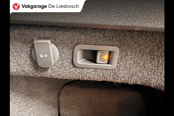 Volkswagen Passat Variant 1.4 TSI PHEV GTE Business / Leder / Panorama-dak / head-up / 360camera