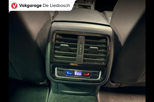 Volkswagen Passat Variant 1.4 TSI PHEV GTE Business / Leder / Panorama-dak / head-up / 360camera