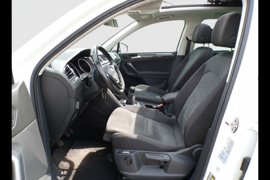 Volkswagen Tiguan 1.5 TSI ACT Comfortline Business|Pano|ACC