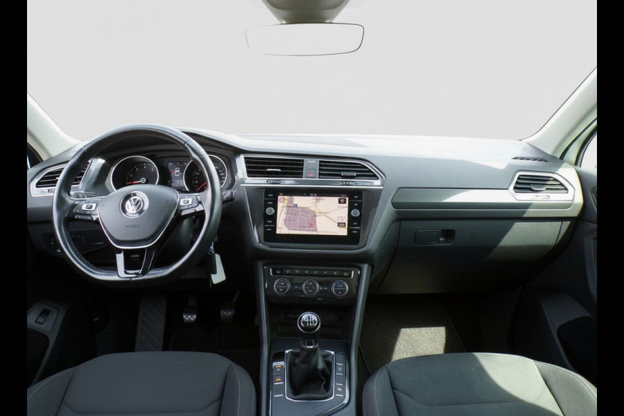 Volkswagen Tiguan 1.5 TSI ACT Comfortline Business|Pano|ACC