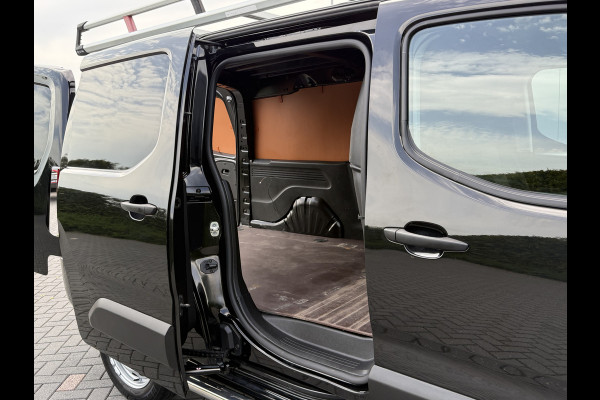 Opel Combo 1.5D 102 PK / L2H1 / TREKHAAK / CRUISE / AIRCO / IMPERIAAL / NAVI / CARPLAY / DAB