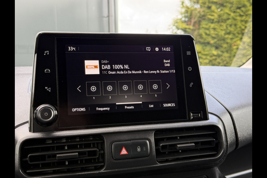 Opel Combo 1.5D 102 PK / L2H1 / TREKHAAK / CRUISE / AIRCO / IMPERIAAL / NAVI / CARPLAY / DAB