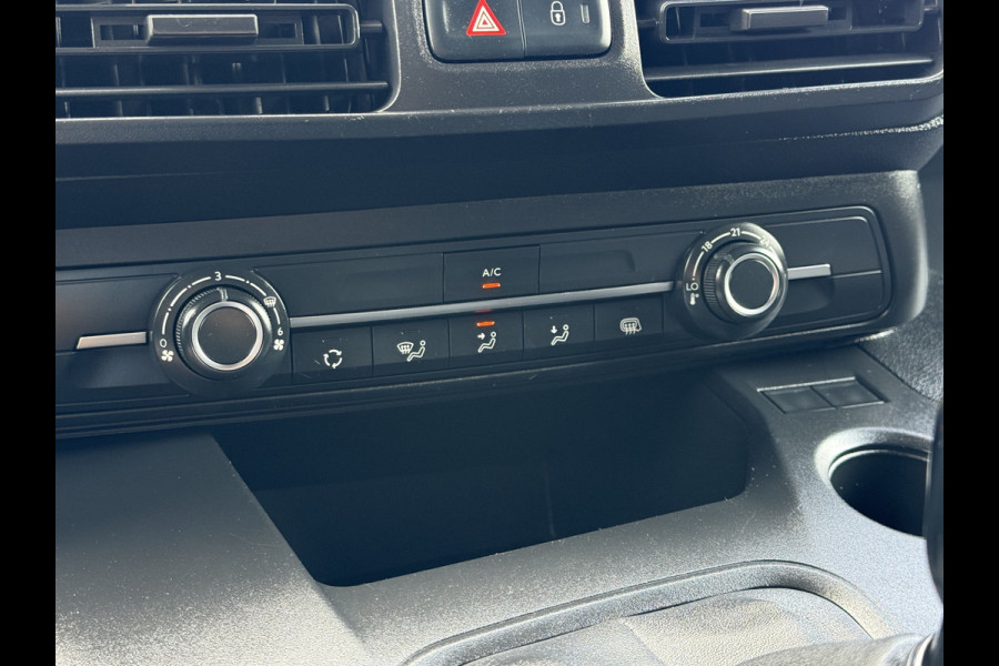 Opel Combo 1.5D 102 PK / L2H1 / TREKHAAK / CRUISE / AIRCO / IMPERIAAL / NAVI / CARPLAY / DAB