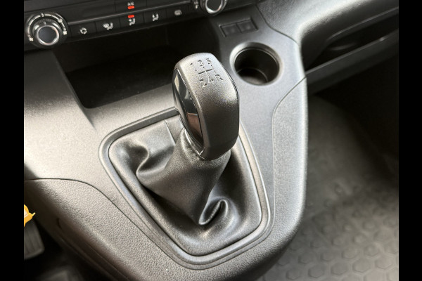 Opel Combo 1.5D 102 PK / L2H1 / TREKHAAK / CRUISE / AIRCO / IMPERIAAL / NAVI / CARPLAY / DAB
