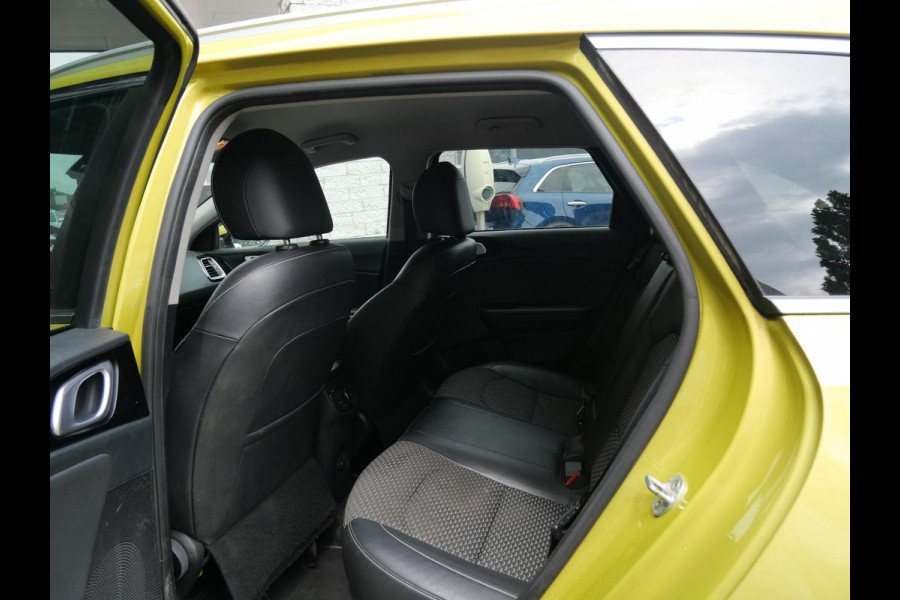 Kia Ceed Sportswagon 1.0 T-GDi DynamicPlusLine | Cruise | Stoel-stuurverwarming | Keyless | Navi | Carplay |