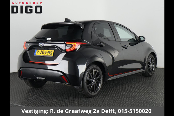Toyota Yaris 1.5 Hybrid Black Edition | Apple Carplay & AndroidAUTO | Stoelverwarming | Camera | Privacy Glass |