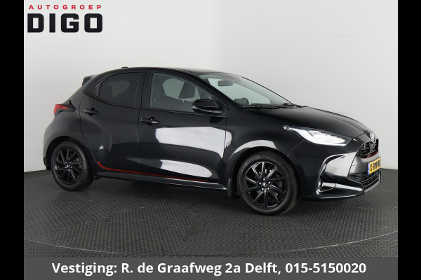 Toyota Yaris 1.5 Hybrid Black Edition | Apple Carplay & AndroidAUTO | Stoelverwarming | Camera | Privacy Glass |
