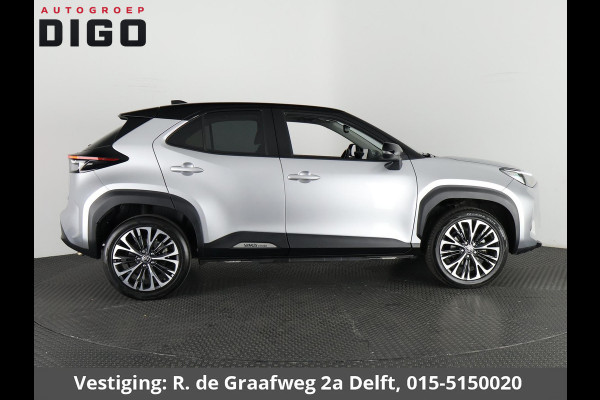 Toyota Yaris Cross 1.5 Hybrid Executive Bi-Tone | Panoramadak | Apple Carplay & AndroidAUTO | Dodehoek Detectie | JBL Audio