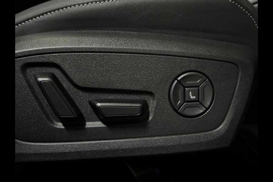 Audi A3 Sportback 45 TFSI e S edition Competition AUDI EXCLUSIVE|PANO|HUD|SONOS|AMBIENT|E-zetel|18 INCH