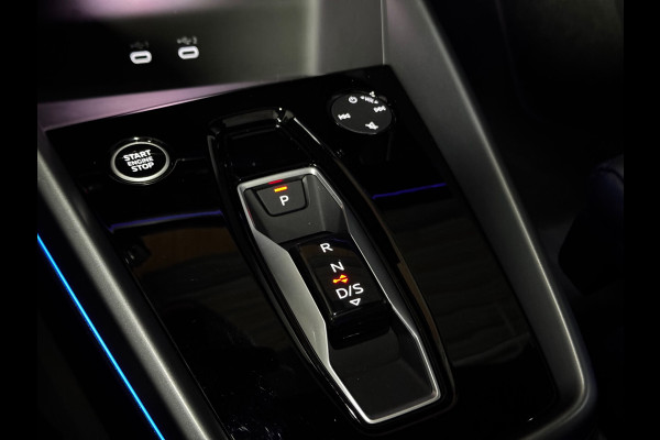 Audi A3 Sportback 45 TFSI e S edition Competition AUDI EXCLUSIVE|PANO|HUD|SONOS|AMBIENT|E-zetel|18 INCH