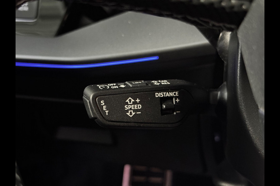 Audi A3 Sportback 45 TFSI e S edition Competition AUDI EXCLUSIVE|PANO|HUD|SONOS|AMBIENT|E-zetel|18 INCH