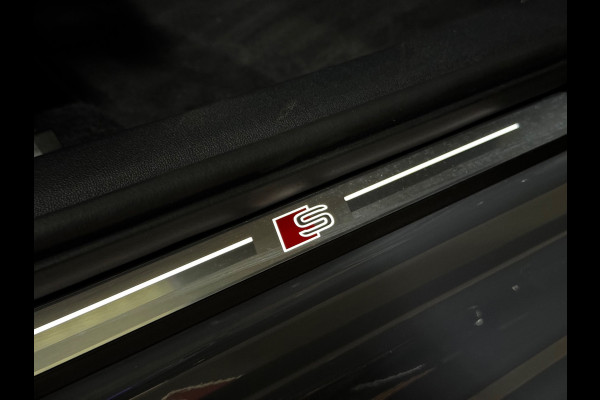 Audi A3 Sportback 45 TFSI e S edition Competition AUDI EXCLUSIVE|PANO|HUD|SONOS|AMBIENT|E-zetel|18 INCH