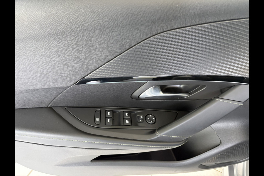 Peugeot e-208 EV GT Pack 50 kWh Achteruitrijcamera - Apple carplay - Airco - Parkeersensoren - Navigatie - Licht metalen velgen 17 inch - Bluetooth - Led verlichting - Dodehoek detectie - keyless start/ entry - Extra getint - Elektrische ramen - Radio - Stuur leder - Stuur multifunctioneel - Cruise control