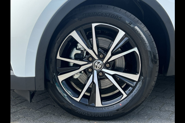 Toyota C-HR 2.0 Plug-in Hybrid 220 First Edition | Navi | Premium LED | Elek klep | Dodehoek