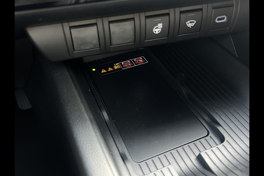 Toyota C-HR 2.0 Plug-in Hybrid 220 First Edition | Navi | Premium LED | Elek klep | Dodehoek