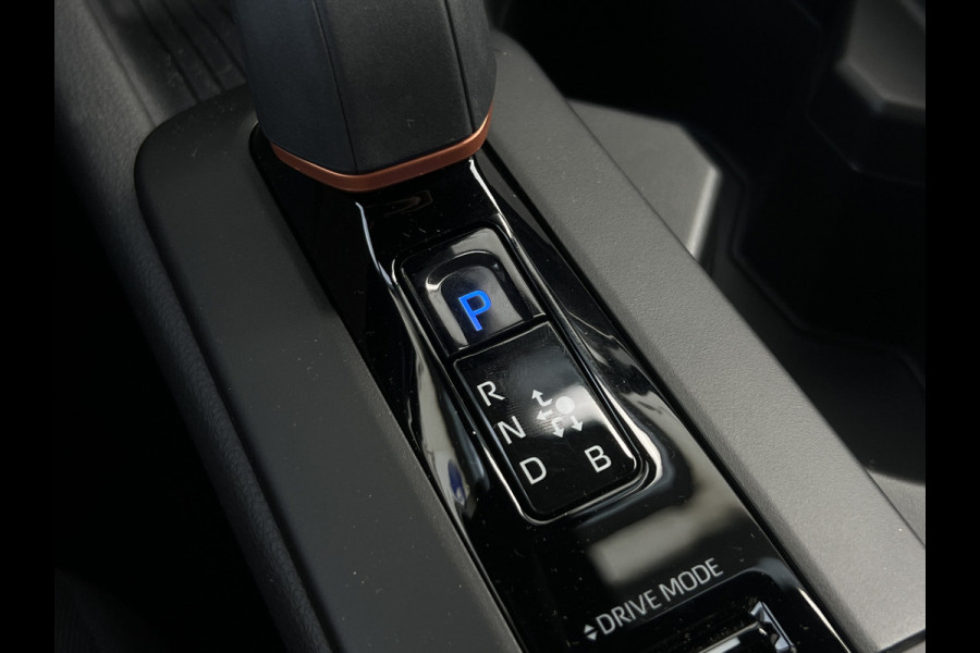 Toyota C-HR 2.0 Plug-in Hybrid 220 First Edition | Navi | Premium LED | Elek klep | Dodehoek