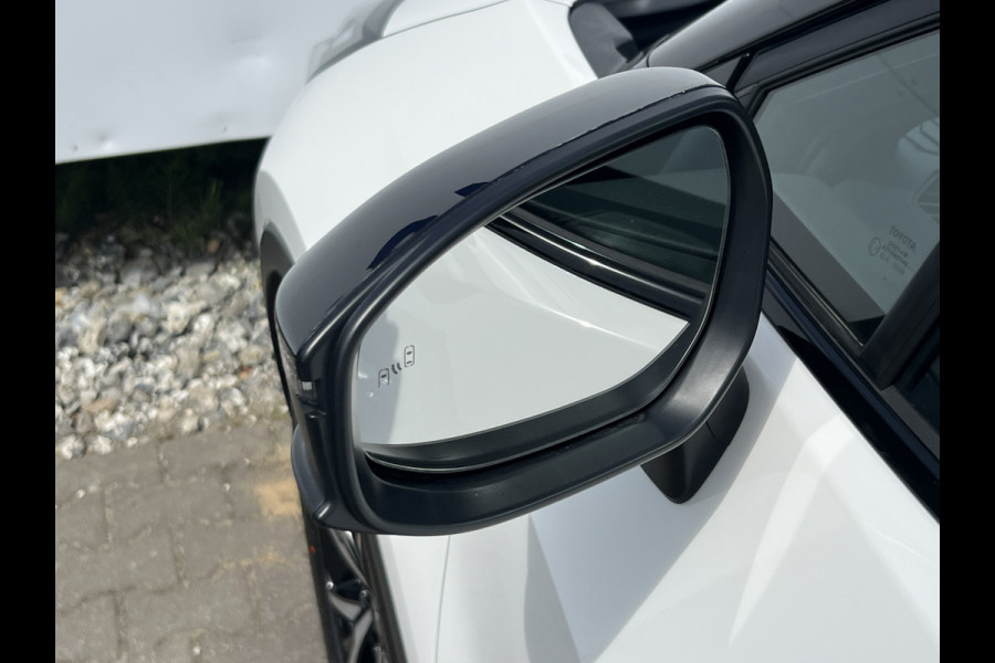 Toyota C-HR 2.0 Plug-in Hybrid 220 First Edition | Navi | Premium LED | Elek klep | Dodehoek