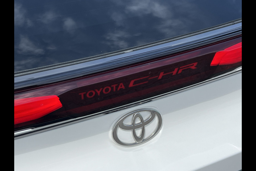 Toyota C-HR 2.0 Plug-in Hybrid 220 First Edition | Navi | Premium LED | Elek klep | Dodehoek