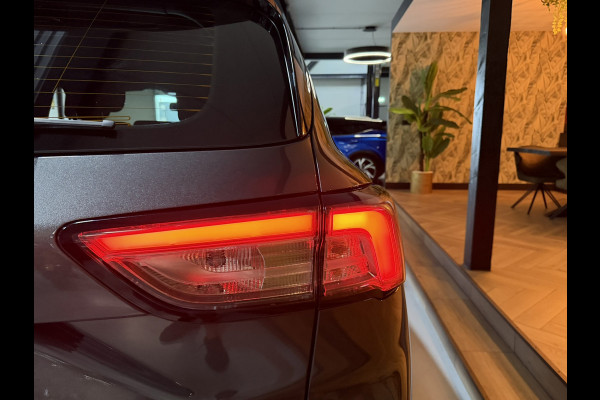 Ford Kuga 2.5 ST-Line HEV|1.600KG Trekgewicht|242pk|Mild-Hybride|Camera|Blindspot|Keyless|Navi|LED|Elek. Achterklep|Rijklaar